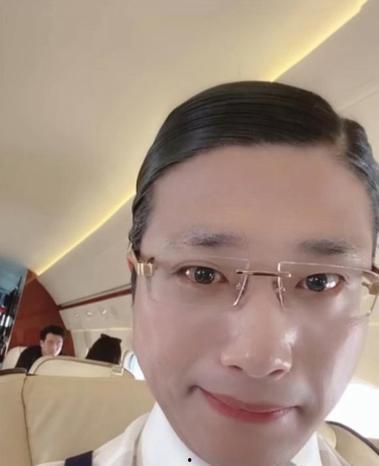 香港猥琐眼镜男在线视频,揭秘网络恶行与道德沦丧